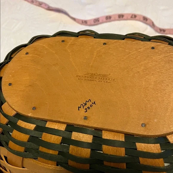 Longaberger Christmas Collection basket 2004 Get Together Basket - Picture 4 of 7